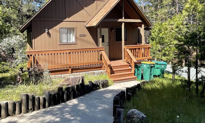 Pollock Pines Cabina | Pines Retreat - Charming Getaway