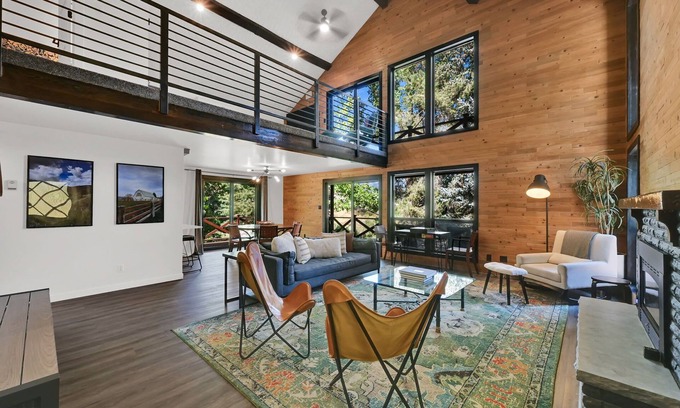 Ogden Casa | Pineview Hideaway Salt Water Hot Tub In-Law Suite w Fitness Room