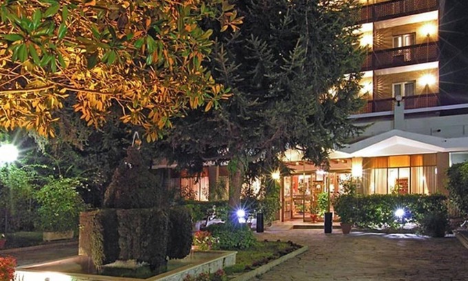 Quartiere XXVII Primavalle Hotel | Pinewood Hotel Rome
