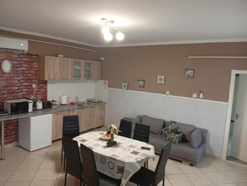Soltvadkert Apartamento | Pingpong Apartman