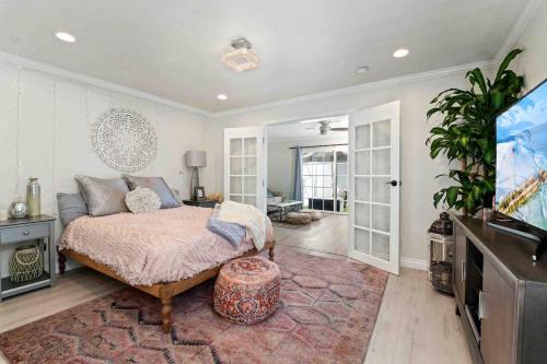 North Clairemont Casa | Pink Boho Retreat