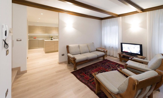 Brez Apartamento | Pink Lady Spacious Apartment in Brez