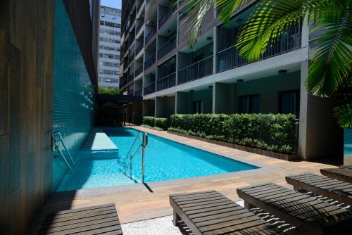 Santa Ifigenia Apartamento | PINK ONE - Apto novo, moderno, varanda, poucos passos da estação Luz - Estacionamento gratuito