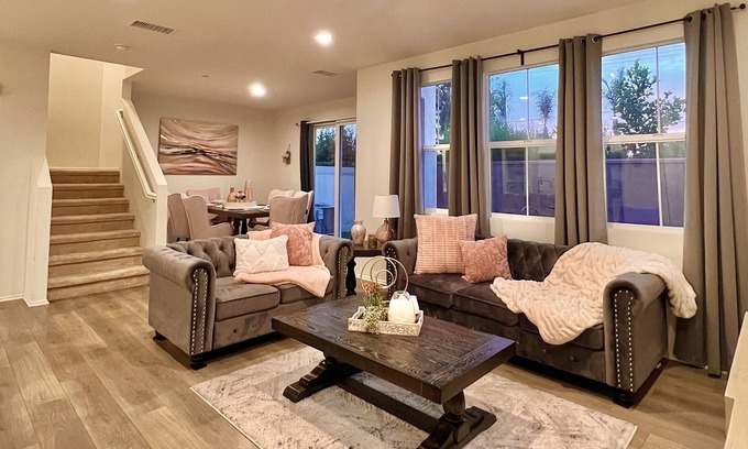 Chino Condominio | Pink Paradise Near ONT Airport