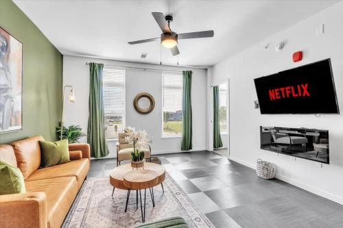 Rogers Apartamento | Pinnacle Heights 1Bdrm 2nd flr Near Walmart Amp Pool Fitness Center Yoga Studio Dog Spa