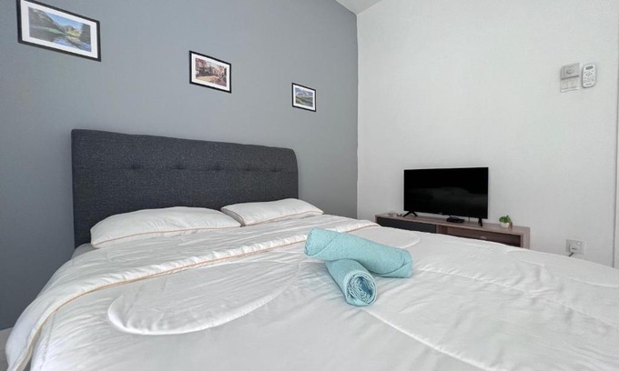 Tebrau Casa | Pinss Space 30 Guest House