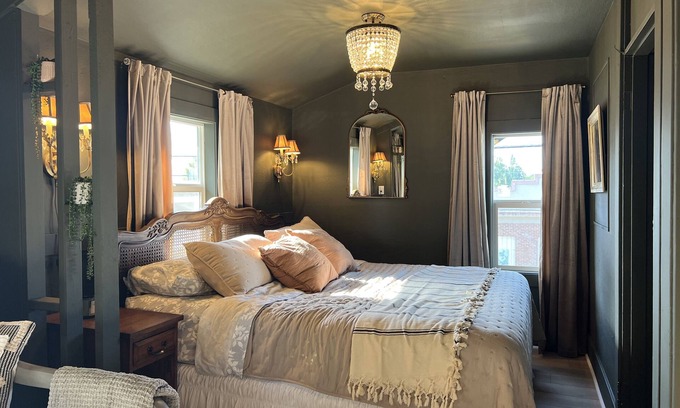 Ridgefield Apartamento | Pioneer Heritage Apt 2 Downtown Ridgefield