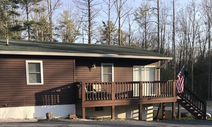 Pipestem Casa | Pipestem Heritage vacation rental