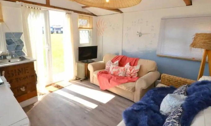 Warden Chalet De Esquí | Pips beach chalet
