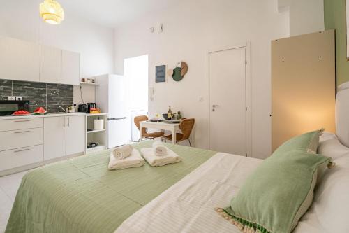 Piraeus Apartamento | Piraeus Charm