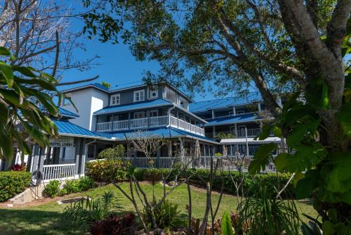 Stuart Complejo | Pirate's Cove Resort and Marina - Stuart