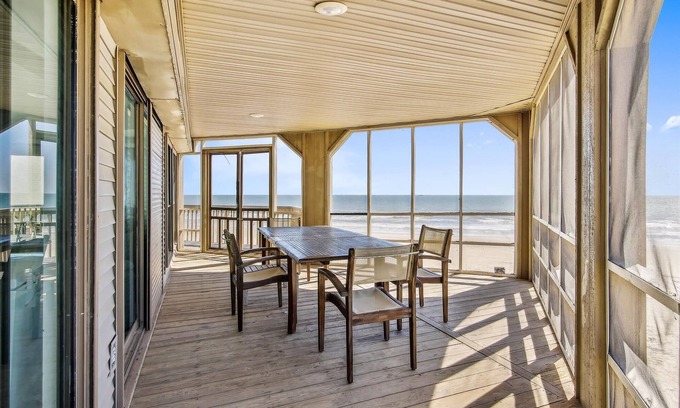 Galveston Casa | Pirates' Beach Retreat