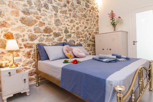 Piraeus Apartamento | Pireas Jewel New Design Apt with Backyard