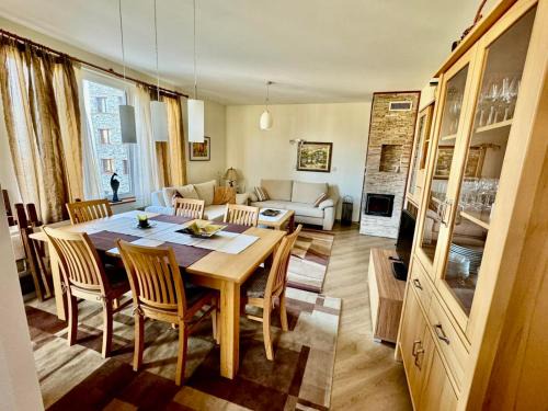 Razlog Apartamento | Pirin Golf View Apartment Bansko