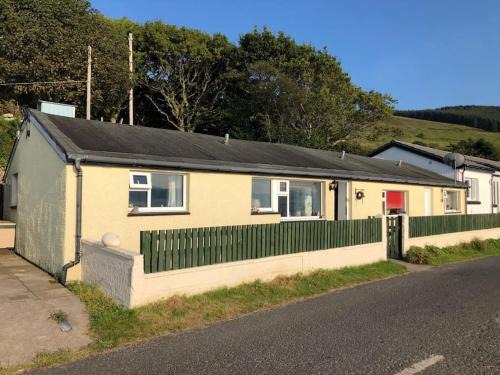 Isle of Arran Apartamento | Pirnmill Home with a view
