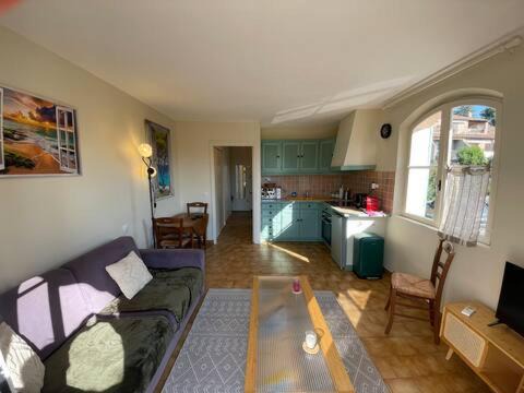 Plan-de-la-Tour Apartamento | Piscine 2