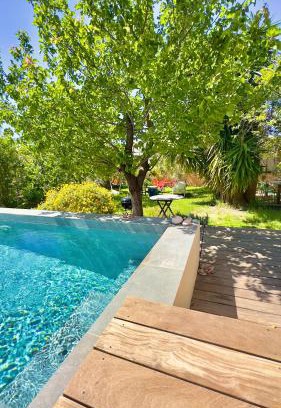 La Belle de Mai Casa | Piscine & Sauna Maison Classée au Coeur de Marseille