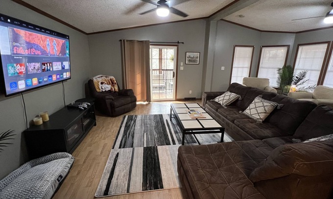 Brevard Casa | Pisgah hideout