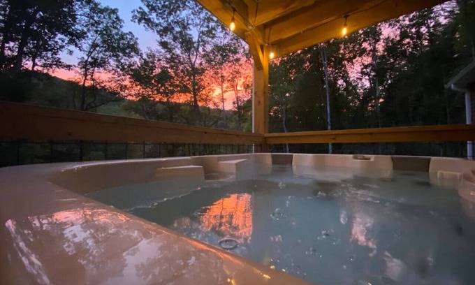 Asheville Casa | Pisgah Retreat w/ Hot Tub & Private River Access