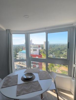 Cantegril Apartamento | Piso 16 Punta del Este, Ocean Drive Country