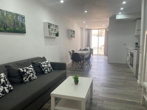 El Vendrell Apartamento | Piso en el centro del Vendrell. Alojamiento entero.