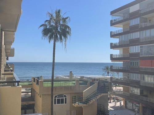 Torreblanca Apartamento | Piso en el Paseo Marítimo Fuengirola