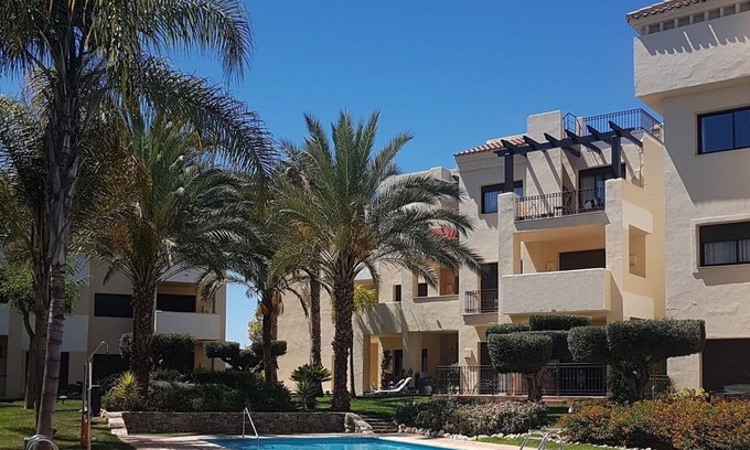 Roda Apartamento | Piso Pomsol - soleado balcón enorme. Un montón de extras incluye toallas de playa y Wi-Fi GRATIS