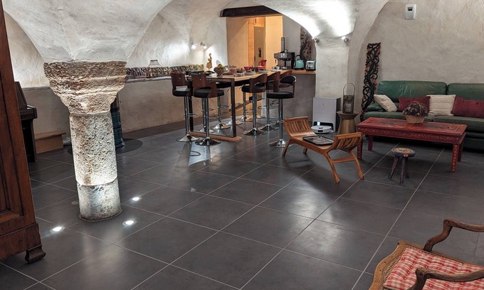 Puy-Saint-Pierre Apartamento | PISTE edge. private SAUNA. station du SOLEIL. vault. March PROMO.