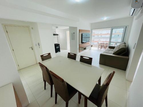 Pitangueiras Apartamento | Pitangueiras - Lazer e Serviço de Praia - 12 Andar