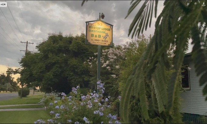 Warwick Casa | Pitstop Lodge Guesthouse B&B