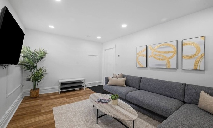 Millvale Apartamento | Pittsburgh/Millvale Bright & Stylish 4BD w/Parking