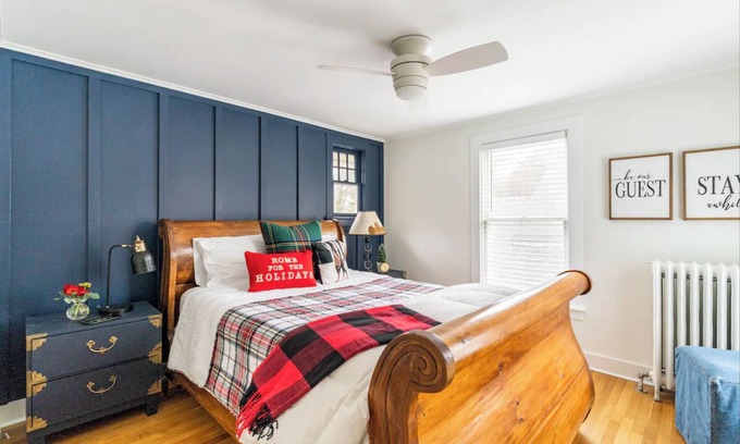 Pittsford Casa | Pittsford Village Charmer: Historic 4 Bed Home, Walk to Pittsford Village