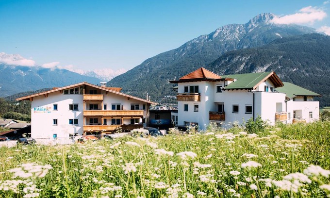 Arzl im Piztal Hotel | Pitzis Kinderhotel - Family Only
