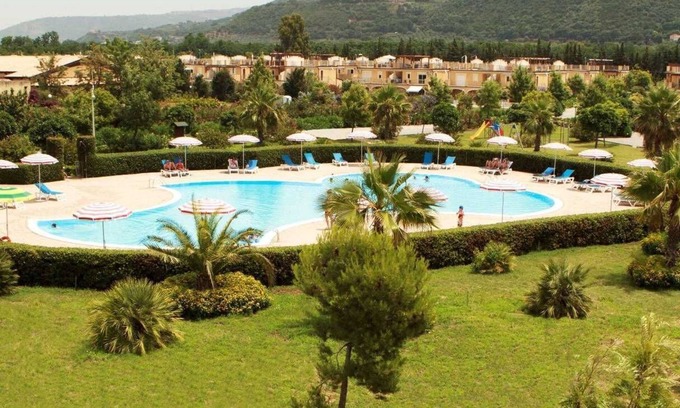 Pizzo Apartamento | Pizzo Beach Club 1F - Family Friendly Beach Home
