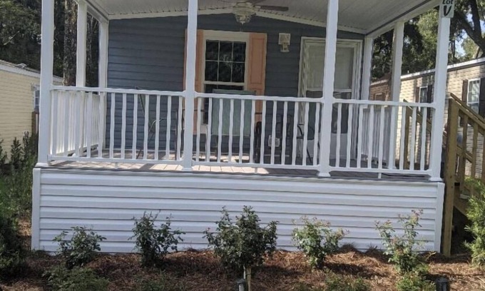 Dunnellon Casa | PK's Bungalow!! Located just two doors down from the world famous KP Hole