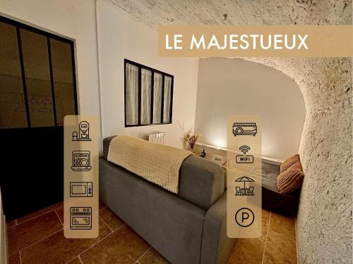 La Madeleine Apartamento | Place de parking au pied du logement - spacieux et atypique