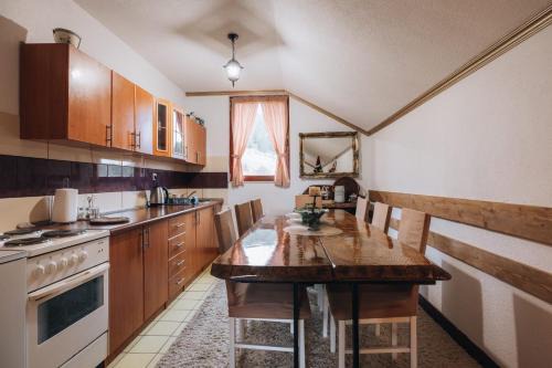 Canton 10 Casa | Planinska kuća Vrila