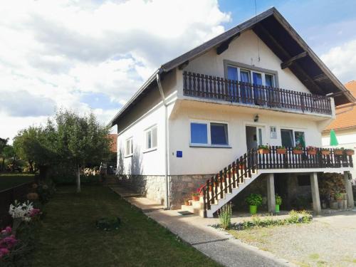 Lovinac Apartamento | Planinski kutak