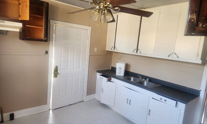 Mid City North Casa | Plant Workers Home Away From Home