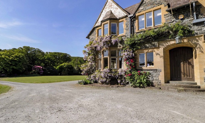Llanbedr Cabaña | Plas Gwynfryn, LLANBEDR