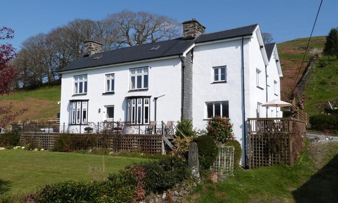 Derwenlas Casa | Plas Rhiwlas