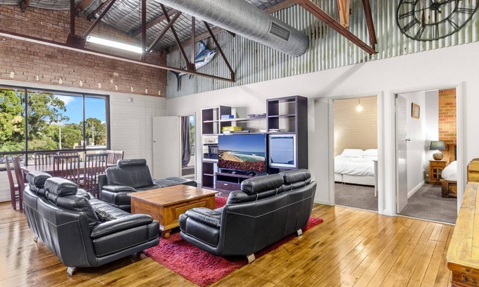 Newcastle West Apartamento | Platinum Precinct - The Apartment