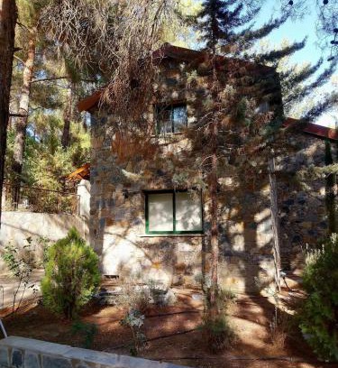 Platres Casa | Platres Mountain Cottage