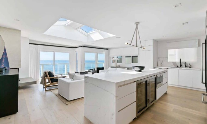 Eastern Malibu Apartamento | Playa Del Sol by Stay Awhile Villas