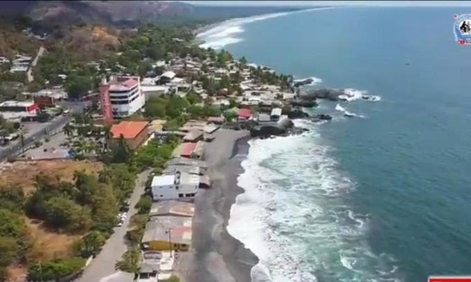 La Libertad Casa | Playa El Obispo A La Marea building La Libertad