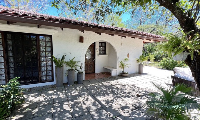 Palm Beach Estates Casa | Playa Grande Beach House, Pool & Private Garden