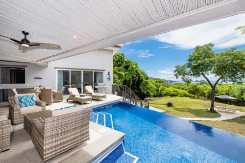 Playa Panamá Casa | Playa Hermosa 4br Sleep 8 Private Pool Ocean View