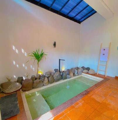 Banjarasri Casa | Playa La Barka Resort by Raminten
