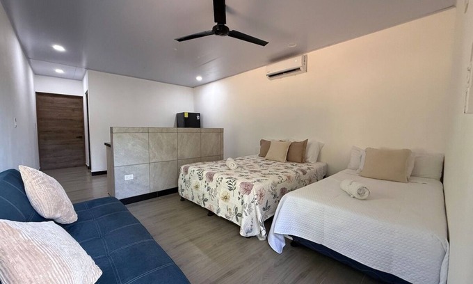 Tárcoles Apartamento | Playa Mantas studio, AC, Parking