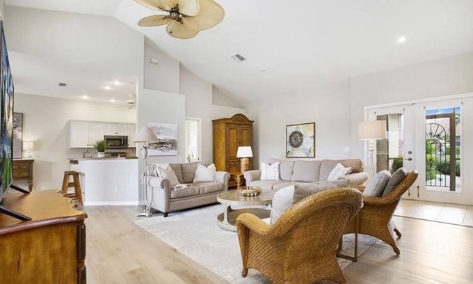 Falcons Glen Casa | PLAYERS CLUB & SPA, Professionally Decorated, Stunning Sunsets, Private Pool